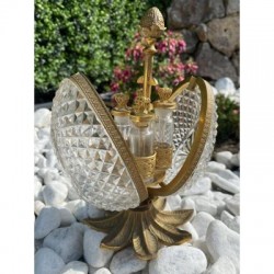 Coffret à Senteurs En Cristal Taillé Et Bronze Doré , Formant Un œuf, Style Charles X
